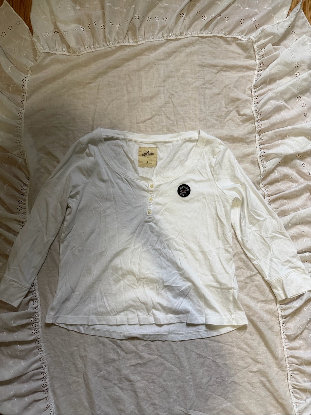 Vintage Hollister White 3/4 Long Sleeve Henley